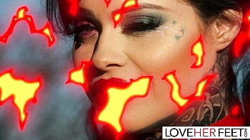 Cosplay sex with cover-girl Jewelz Blu from Love Her Feet