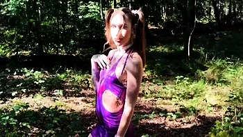 Teen Brunette Masturbates Pussy Outdoors