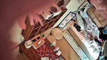 Hot Amateur Caught on Hidden Cam