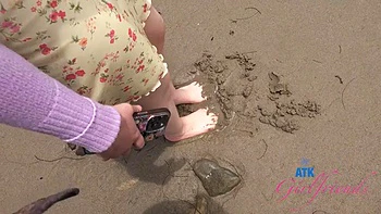 Selina Imai behind the scenes on a beach date and back at the pad sucking cock: Porn