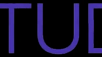 Comely side piece's nurse clip