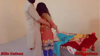 Desi girlfriend fucked by her boyfriend in park