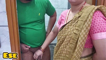 Indian Aunty Sammy Sins Big Tits Doggy & Dirty Hindi Talk