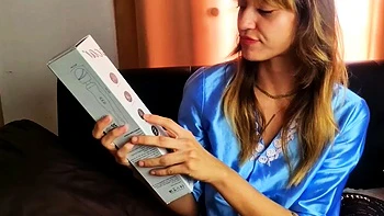 Unboxing Magic Wand, Squirt Orgasm Blast
