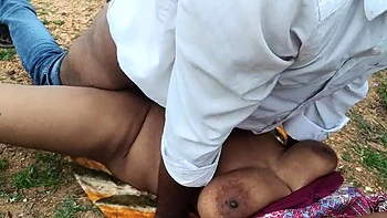 Hot Indian Maid Inba Laxi Ammu Fucked Outside