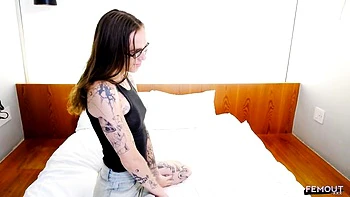 Tgirl Bareback Anal and Hardcore Blowjob