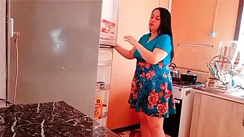 BBW Latina MILF Gets Doggystyle Fucked in Kitchen