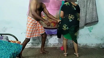 Stepmom Cleaning Gets Skirt Lifted for Anal Fuck - Indian Aunty