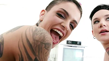 Leigh Raven & Nikki Hearts Double Anal Lesbian Fuck