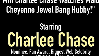 Cheyenne Jewel and Charlee Chase suck cock threesome milf style