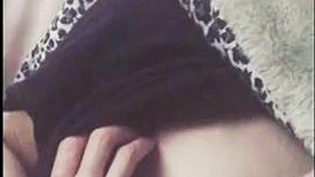 Asian Amateur Milf Masturbates Solo