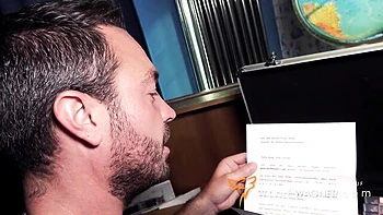 Julia Exclusiv's big-tit mom blowjob POV