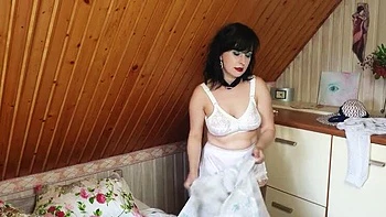 Wanilianna Hairy MILF Amateur Homemade Dildo & Stockings