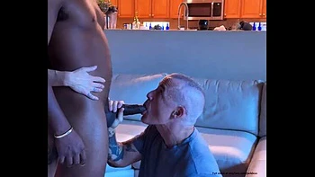 Amateur Cuckold: Hubby Cleans Wife After BBC Fuck