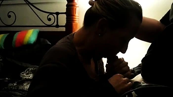 Blonde Milf Sucks Cock in Amateur Webcam Threesome