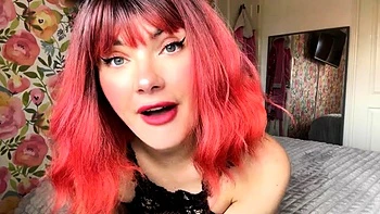 Redhead Amateur’s Extreme Public Toilet Masturbation