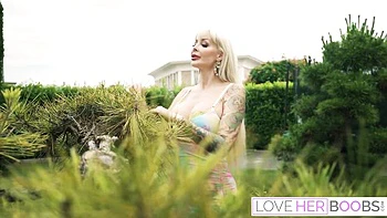 Dean Van Damme Fucks Blond Bombshell with Huge Tits and Ass