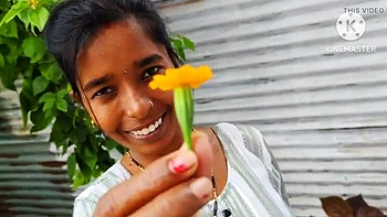 Indian Bhabhi Sucks Big Boobs Outdoors with Young Boy