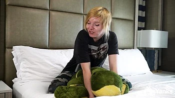 Petite Blonde Amateur Talks Dirty While Fucking Herself