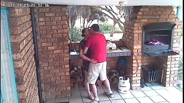 Spy camera : couple caught fucking on the porch of the nature reserve