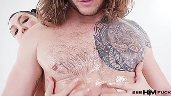 Xochi Moon & Liam Needsom: Femdom Foot Worship And Deepthroat