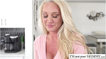 Crushing Hard on My Friend’s Stepmom Alexis Malone, Fucking Her Wild