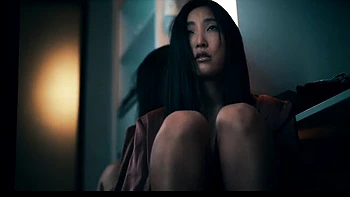 Parasites action with ravishing Tommy Gold and Emiri Momota from Parasited