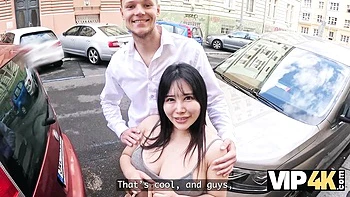 Watch delicate Stanley Johnson's dirt