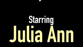 Fetching Jessica Jaymes and Julia Ann at milf porn