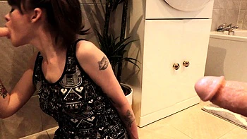 Small tit brunette banged on the floor