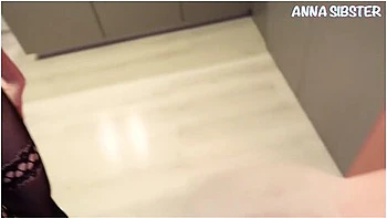 My Girlfriends Friend Suddenly Came To Me With Strange Questions - Anna Sibster