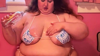Brunette Big Boobs Dildo Webcam