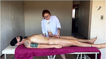 The Massage She Couldnt Control