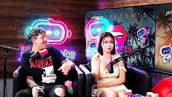 Nicole's baby yujia talkshow dirt