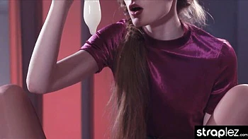 Straplez - dominant submissive porn